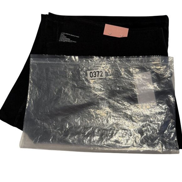 NWT Livi By Lane Bryant Women's Signature Stretch Bootcut Pants Size 22/24 Black - Picture 9 of 10